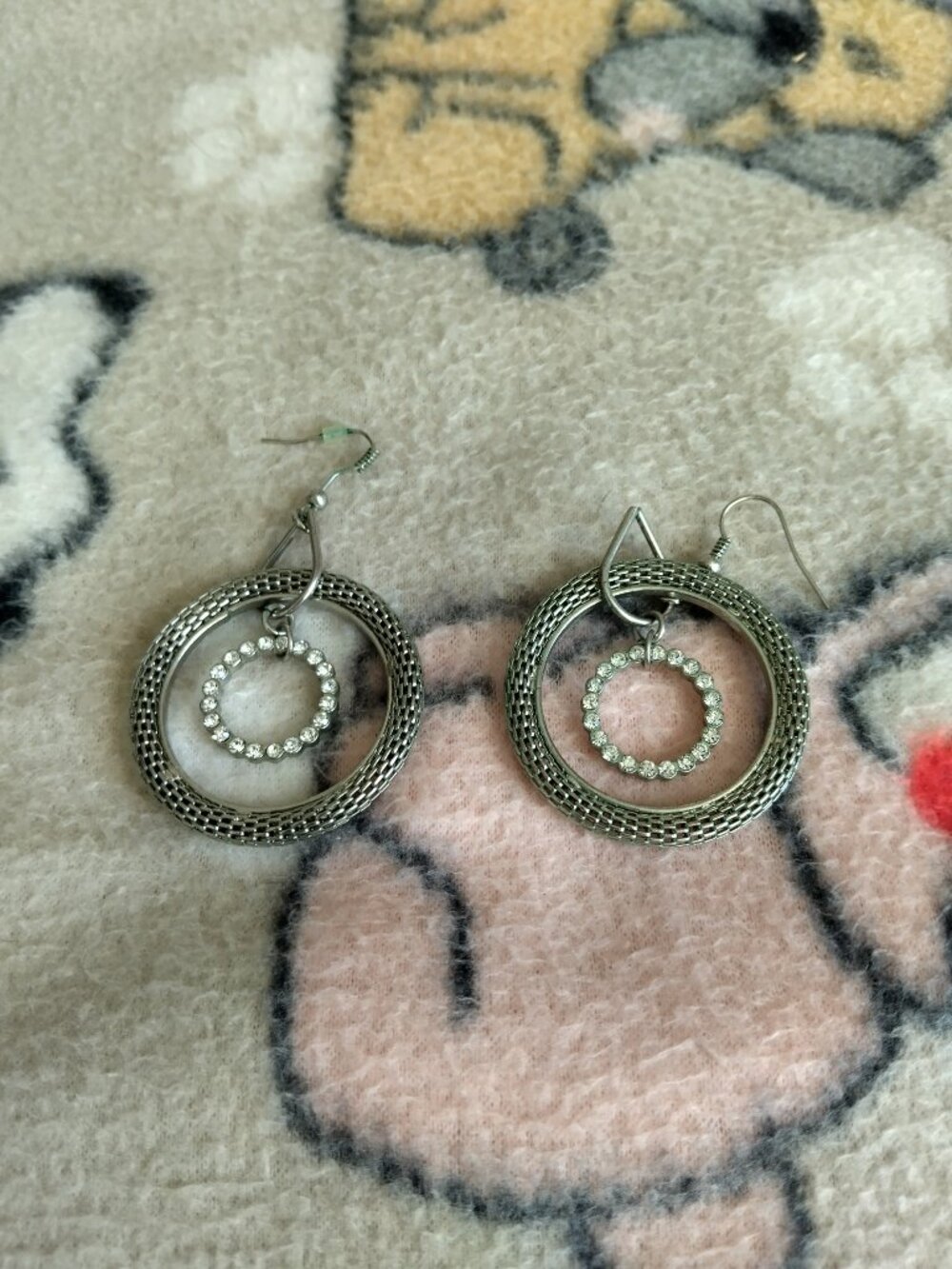 HOOP EARRINGS